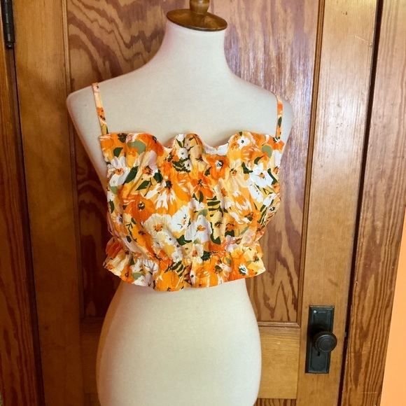 3 for 20 $ bundle Divided bright floral crop top - Picture 4 of 8